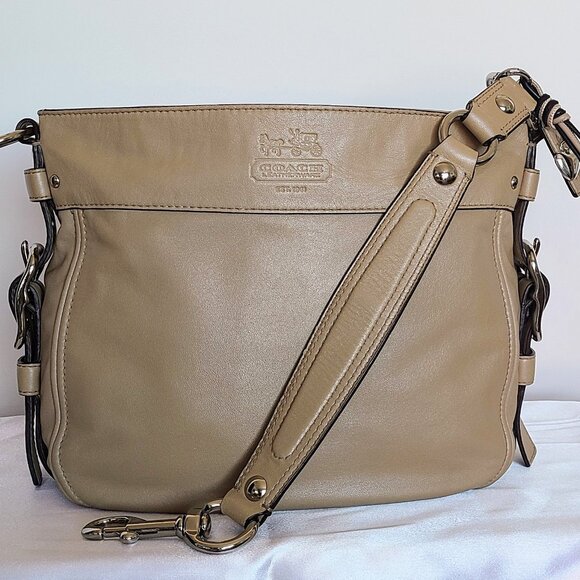 Mint Condition Y2K COACH Beige/Pearl Metallic Full Grain Leather  Shoulder Bag - Picture 1 of 10